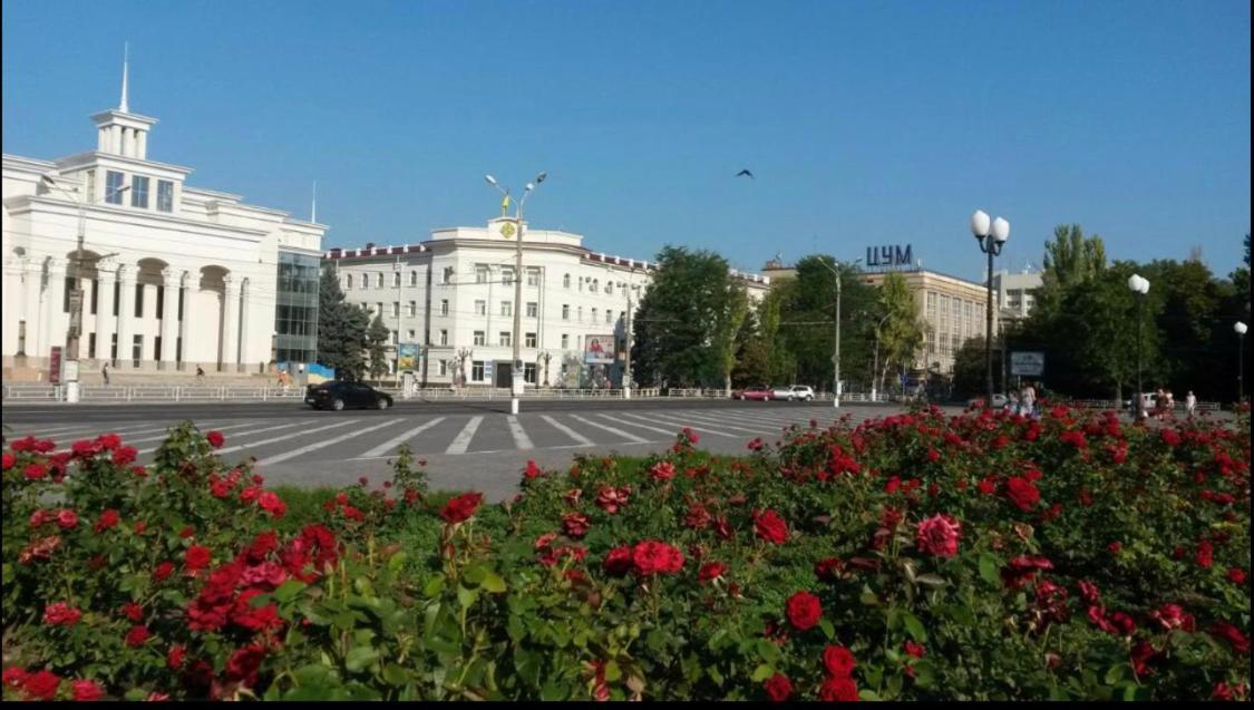 White House 2021 Very Center Lejlighed Kherson Eksteriør billede